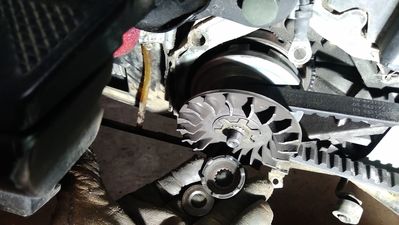 Variaattorin purkua 2
